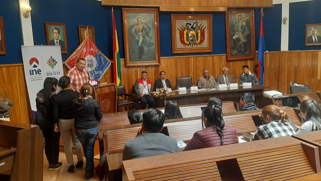 El Director Ejecutivo del INE, Humberto Arandia destacó la importancia que participe los universitarios