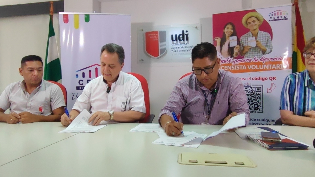 Las autoridades del INE y la universidad firman convenio