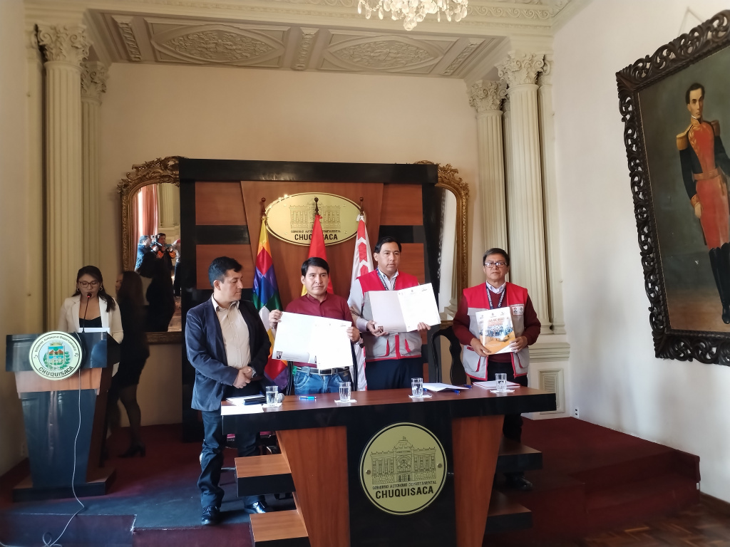 INE y Gobernación de Chuquisaca firman convenio de apoyo logístico para el Censo 2024