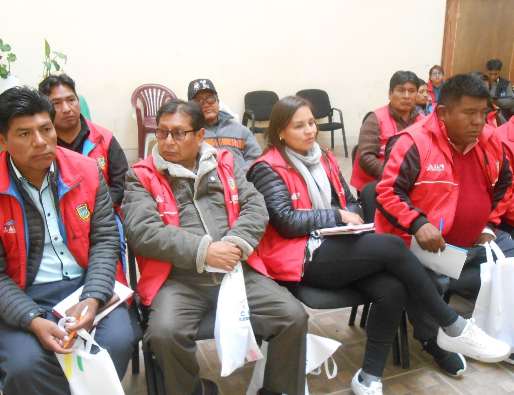 INE coordina acciones con subalcaldes de El Alto