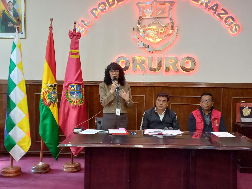 INE y Gobernación de Oruro firman convenio para fortalecer el Censo 2024