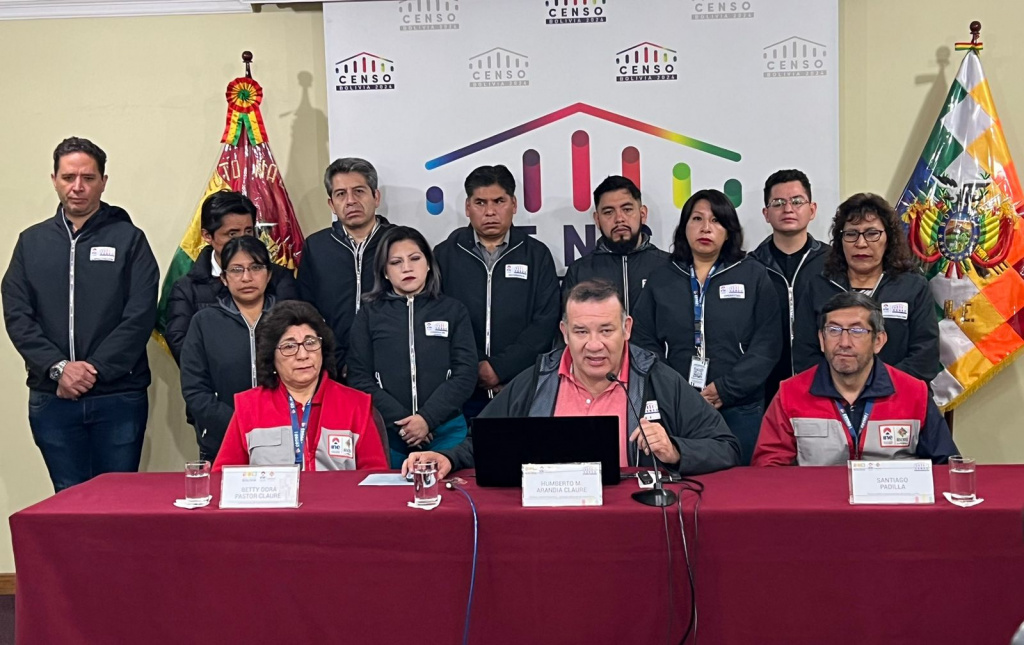 Retornan cajas censales