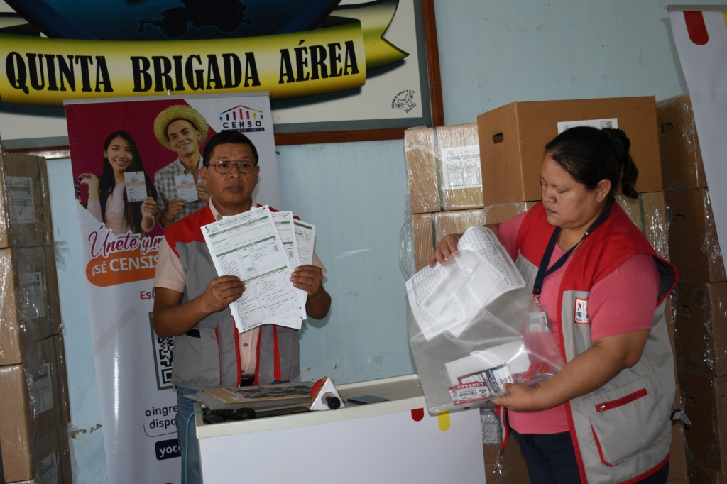 Beni recibe cajas censales