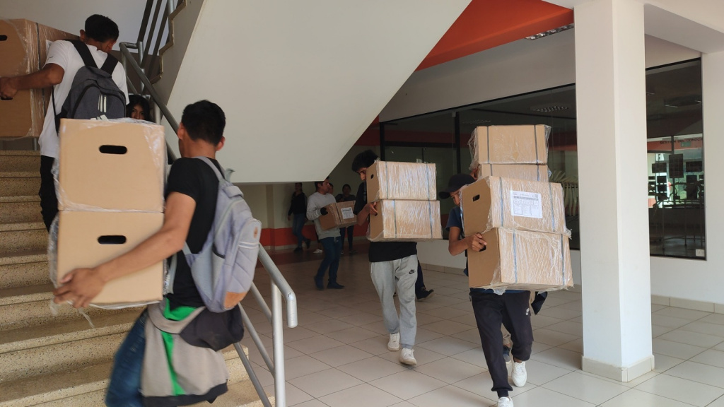 INE inicia distribución de Cajas Censales