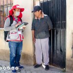 Actualizadores realizando el relevamiento de la información en el distrito 4 de la ciudad de El Alto.