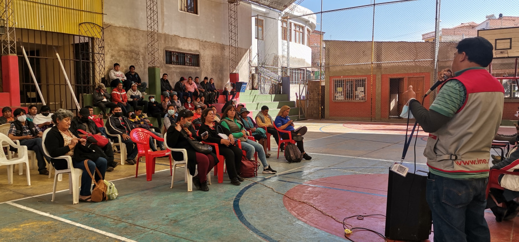 Más de 150 presidentes de barrio del distrito 2 de Sucre se informaron sobre la ACE